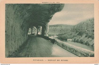 RUOMS : DEFILE DE RUOMS