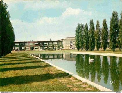 Carte Postale - 91 - Saclay - C E N de Saclay - 7 Réacteurs Atomiques 5 Grands Accélérateurs Le Bâtiment Direction -  -