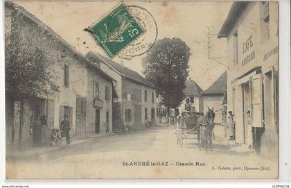 Saint André le Gaz Grande Rue