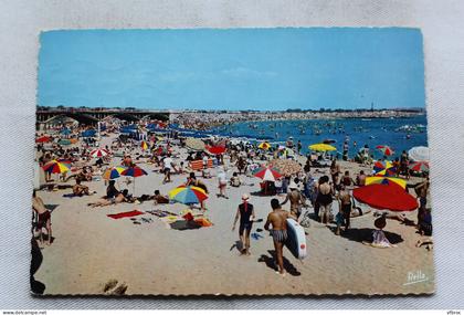 AC335/3, Cpm 1970, Saint Aygulf, la plage, Var 83