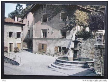 38 Saint-Chef fontaine    D38D  K38053K  C38374C RH038527