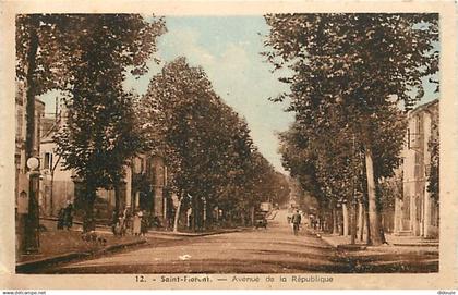 18 - Saint Florent sur Cher - Avenue de la République - Animée - Colorisée - CPA - Voir Scans Recto-Verso