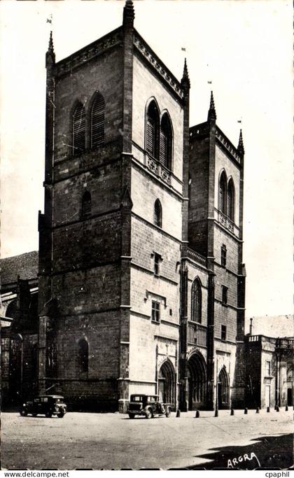 CPSM Saint Flour La cathedrale