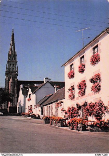 22 SAINT GILLES VIEUX MARCHE HOTEL DES TOURISTES