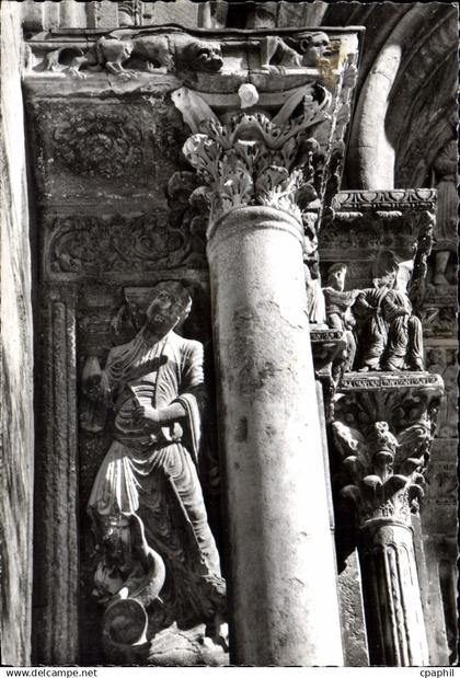 CPM Saint Gilles Du Gard Eglise Abbatiale Statues
