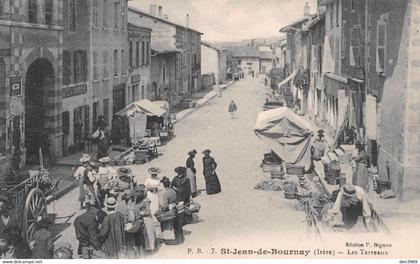 SAINT-JEAN-de-BOURNAY (Isère) - Les Terreaux - Marché