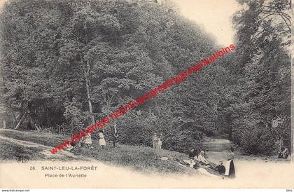 Place de l'Auriette - Saint Leu la Foret - (95) Val d'Oise