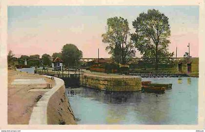77 - Saint Mammès - L'Ecluse et le Barrage - Colorisée - CPA - Voir Scans Recto-Verso