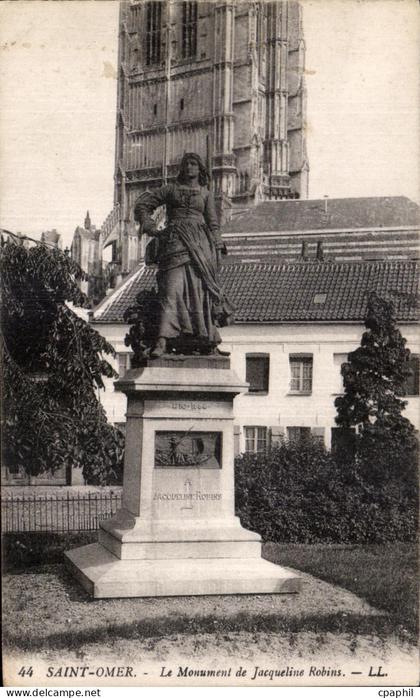 CPA Saint Omer Le Monument de Jacqueline Robins
