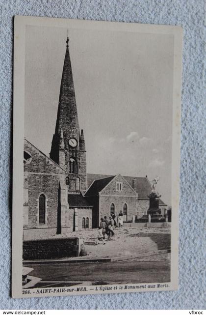 Saint Pair sur mer, l'église et le monument aux morts, Manche 50
