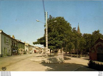 Saint Paul Cap de Joux - place de l'église "Hôtel - Restaurant"