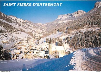 38 - Saint Pierre d'Entremont - Vue générale et au fond le Mont Granier - Hiver - Neige - Carte Neuve - CPM - Voir Scans