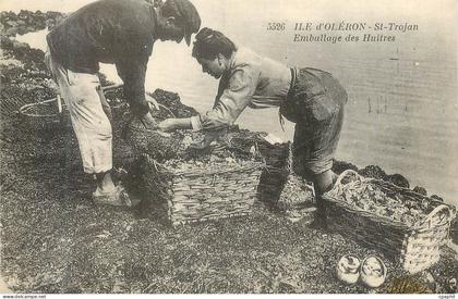 REPRO Ile d'Oleron Saint Trojan Emballage des Huitres Ostreiculture