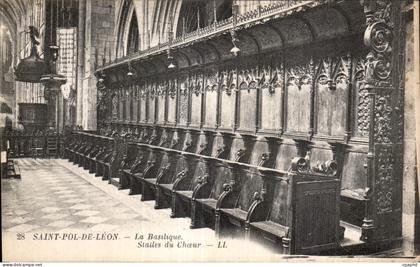 CPA Saint Pol De Leon La Basilique Stailes du Choeur