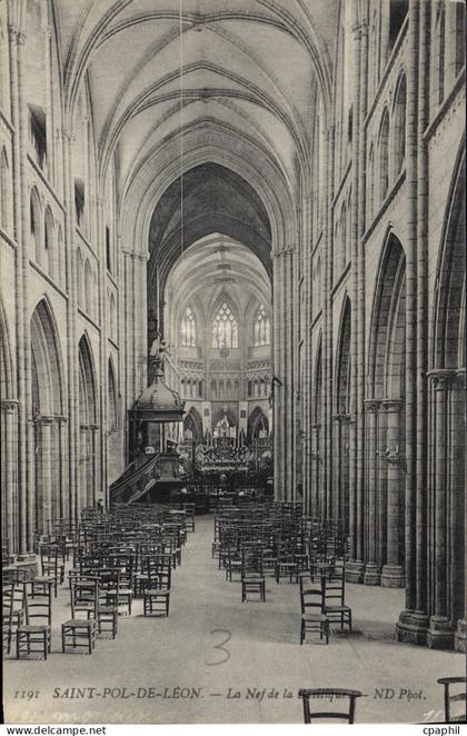 CPA Saint Pol de Leon La Nef