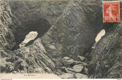 CPA Saint Quay Portrieux Les Rochers