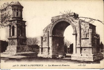 CPA Saint Remy De Provence Les monuments romains