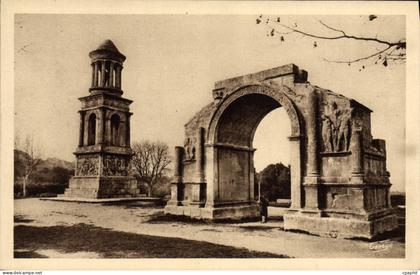 CPA Saint Remy De Provence Monument romain