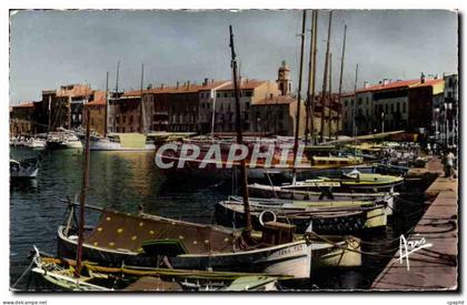 Saint Tropez CPSM Un coin du port