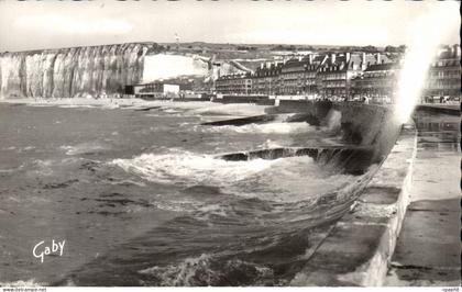 Saint Valery en Caux - Effet de Vague - CPA