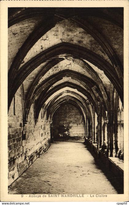 CPA Abbaye De Saint Wandrille Le Cloitre
