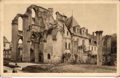 CPA Abbaye de Saint Wandrille Ruines de l'Eglise Abbatiale