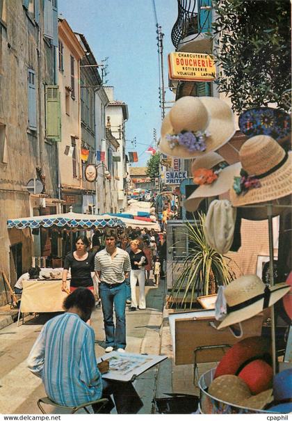 CPM Sainte Maxime Promenade dans les rues de St Max Charcuterie Boucheri