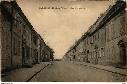 CPA SARRE-UNION - Rue de Verdun (104965)