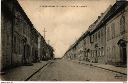 CPA SARRE-UNION - Rue de VERDUN (369226)