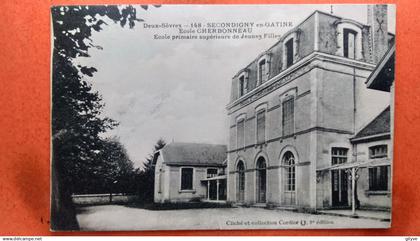CPA (79) SECONDIGNY en Gatine. Ecole CHERBONNEAU. (9A.n°1604)