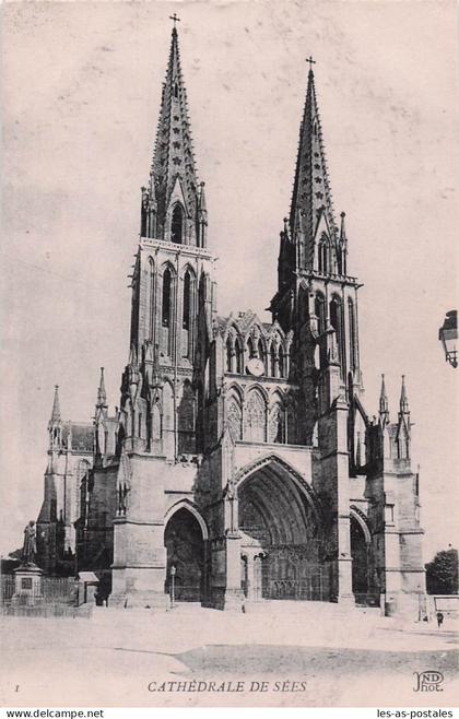 61 SEES CATHEDRALE DE SEES