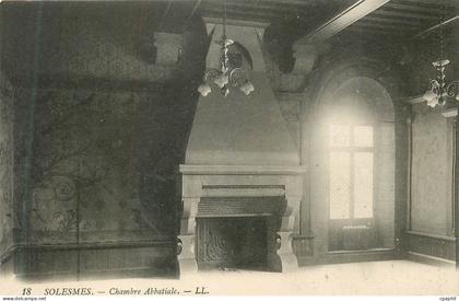 CPA Solesmes CHambre Abbatiale