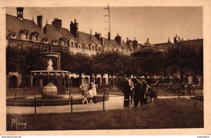 PARIS -75- LA PLACE DES VOSGES ANCIENNE PLACE ROYALE L'UNE DES PLACES LES PLUS ANCIENNES DE PARIS