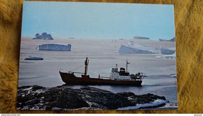 CPM TAAF TERRES AUSTRALES ET ANTARCTIQUES DE FRANCAISES TERRE ADELIE POLE SUD DEPART DU THALADAN BATEAU NAVIRE