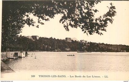 CPA Thonon les Bains Les Bords du Lac Leman