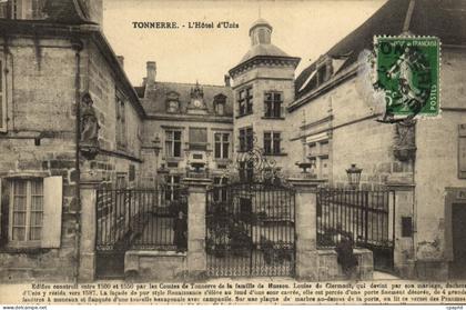 CPA Tonnerre L'Hotel d'Uzes