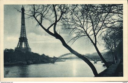 CPA Paris Tour Eiffel Peniche