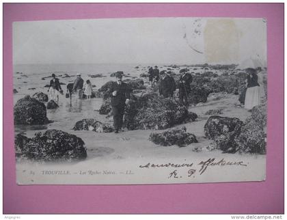 CPA   Trouville    "  Les Roches Noires  "