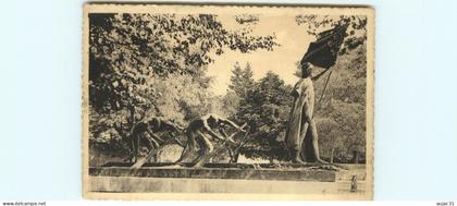 Dép 30 - Uzès - Monument Jacques de Crussol Duc d'Uzès - état