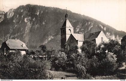 vacheresse * vue sur l'église du village