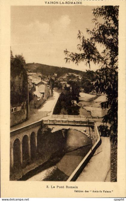 CPA Vaison La Romaine Le Pont Romain