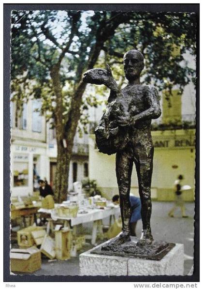 06 Vallauris statue picasso    D06D  C06155C RH026789