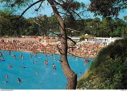 17 - Vaux sur Mer - La plage de Nauzan - Scènes de Plage - CPM - Voir Scans Recto-Verso