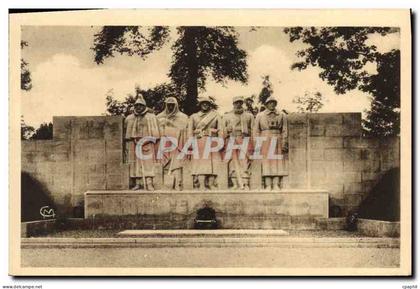 CPA Verdun Monument aux Enfants de Verdun morts pour la France