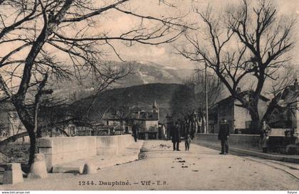 vif - rue , pont - villageois