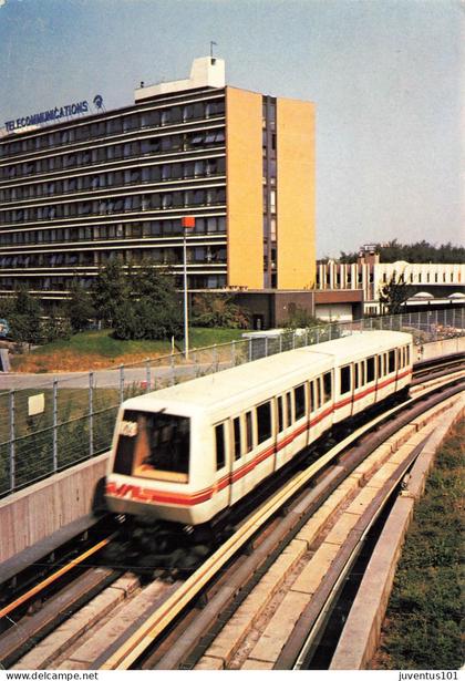 CPSM Villeneuve d'Ascq-Le métro-Timbre      L4763