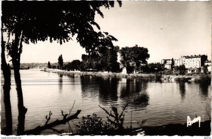 CPA Villeneuve le Roi La Seine (1346706)