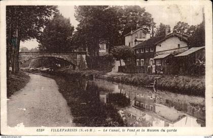 CPA Villeparisis Le canl Le pont et la maison de garde