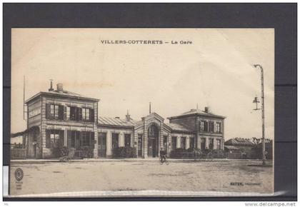 02 - Villers Cotterets - La Gare - animée vélo