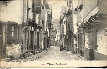 CPA Vitre Rue Baudrairie